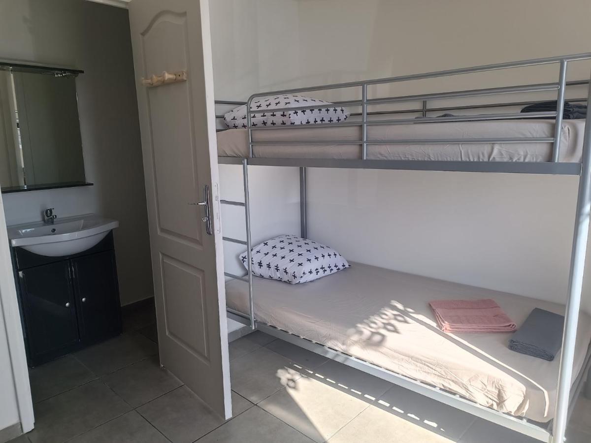 Kazhotel - Au Centre Ville De سان دوني المظهر الخارجي الصورة