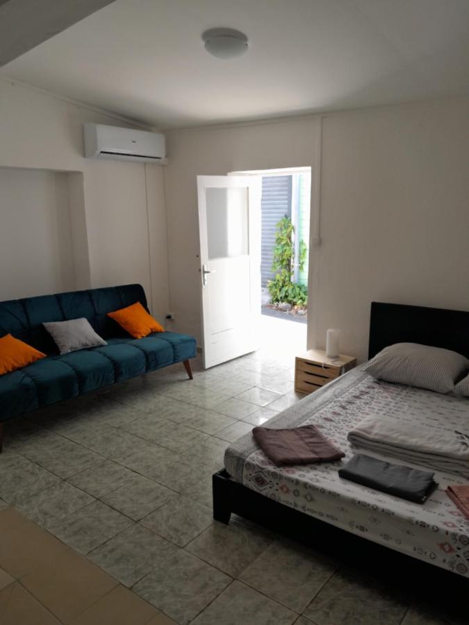 Kazhotel - Au Centre Ville De سان دوني المظهر الخارجي الصورة